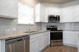 4-Bedroom Home in Temple – Fridge Included!