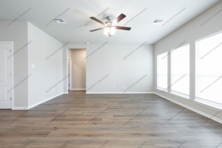 4-Bedroom Home in Temple – Fridge Included!