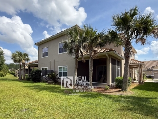Fully Furnished 4BR/3BA Townhome in Gated Wesley Chapel Community