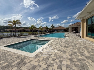 Fully Furnished 4BR/3BA Townhome in Gated Wesley Chapel Community