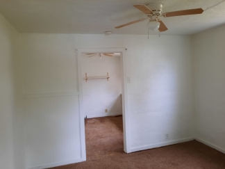 1 BR 1 BA APT with Water/Sewer Included (SECTION 8 APPROVED)