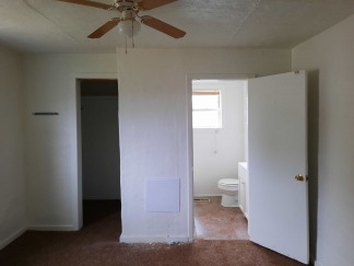 1 BR 1 BA APT with Water/Sewer Included (SECTION 8 APPROVED)