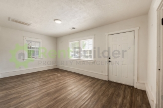 PERFECT HOME FOR STUDENTS OR PROFESSORS IN THE UNM AREA!!