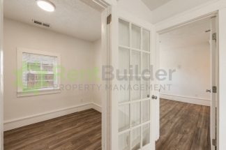 PERFECT HOME FOR STUDENTS OR PROFESSORS IN THE UNM AREA!!