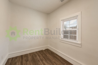 PERFECT HOME FOR STUDENTS OR PROFESSORS IN THE UNM AREA!!