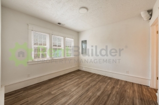 PERFECT HOME FOR STUDENTS OR PROFESSORS IN THE UNM AREA!!