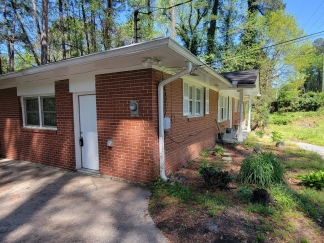 Spacious 3BR Ranch in Prime Atlanta Location!