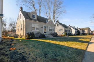 2592 Hamilton Ter, Union, NJ 07083