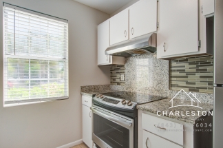 15 Townpark Ln Apt C - Available Now!