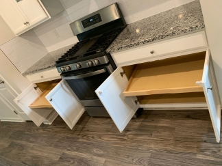 Spacious South Raleigh Residence In Private, Amazing Amenities, Available NOW!