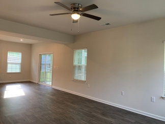 Spacious South Raleigh Residence In Private, Amazing Amenities, Available NOW!