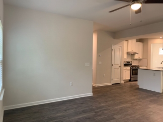 Spacious South Raleigh Residence In Private, Amazing Amenities, Available NOW!