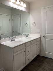 Spacious South Raleigh Residence In Private, Amazing Amenities, Available NOW!