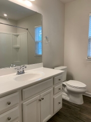 Spacious South Raleigh Residence In Private, Amazing Amenities, Available NOW!
