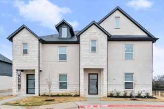 Brand New Luxury Townhouse in Central West Arlington