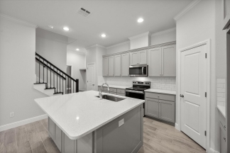 Brand New Luxury Townhouse in Central West Arlington