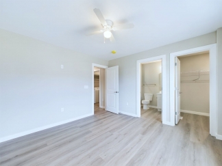 Stunning Newly Built 2 BR 2.5 BA Townhome in Beautiful Yorktown