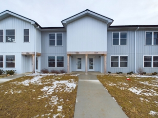 Stunning Newly Built 2 BR 2.5 BA Townhome in Beautiful Yorktown