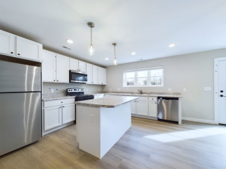 Stunning Newly Built 2 BR 2.5 BA Townhome in Beautiful Yorktown