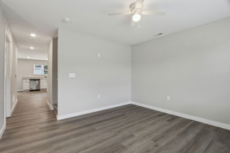 Stunning Newly Built 2 BR 2.5 BA Townhome in Beautiful Yorktown