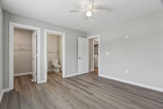 Stunning Newly Built 2 BR 2.5 BA Townhome in Beautiful Yorktown
