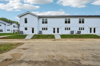 Stunning Newly Built 2 BR 2.5 BA Townhome in Beautiful Yorktown