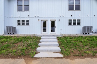 Stunning Newly Built 2 BR 2.5 BA Townhome in Beautiful Yorktown