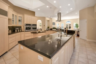 Gorgeous Monte Sereno Estate on Spacious Private Lot