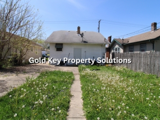 Spacious 2 BR 1 BA House with Central Air and Enclosed Porch (SECTION 8 APPROVED)