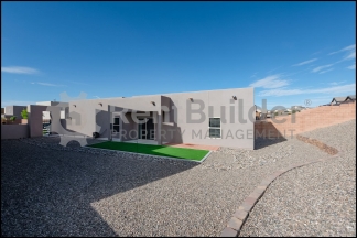 *LEASE PENDING*
