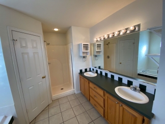 Cozy 3 Bedroom/2 Bathroom Home for Rent in Greenwood