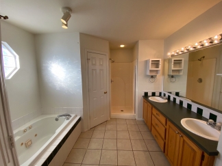 Cozy 3 Bedroom/2 Bathroom Home for Rent in Greenwood