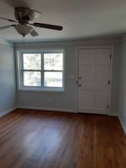 Two Bed Duplex Near Avondale! Great location!