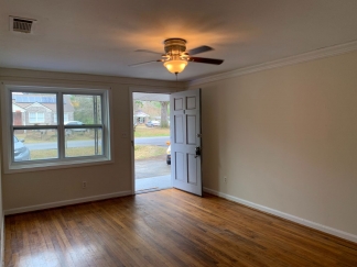 Two Bed Duplex Near Avondale! Great location!