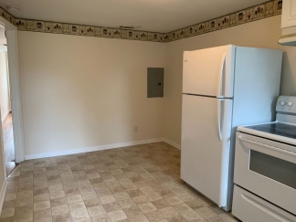 Two Bed Duplex Near Avondale! Great location!