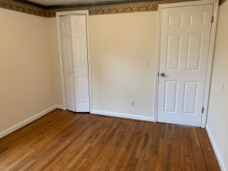 Two Bed Duplex Near Avondale! Great location!