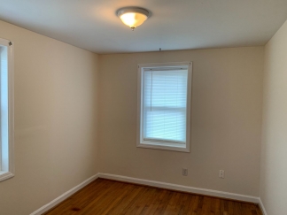 Two Bed Duplex Near Avondale! Great location!