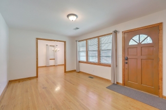 Single Family Home in Park Circle!