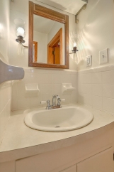 Single Family Home in Park Circle!