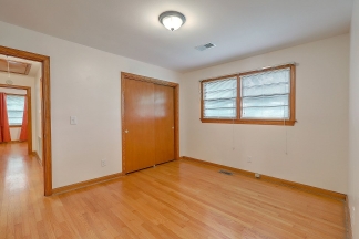 Single Family Home in Park Circle!