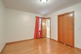 Single Family Home in Park Circle!