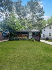 2762 7th St - Move in by June 15th and get a $100 Amazon Gift Card