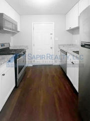 3300 College St - Unit 6 - FREE 55 Smart TV delivered to your doorstep if you move in on or before May 15th
