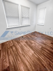 898 Washington St SW - FREE 55 Smart TV delivered to your doorstep if you move in on or before May 15th.