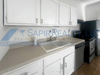 920 Greenwood Ave NE - FREE 55 Smart TV delivered to your doorstep if you move in on or before May 15th.