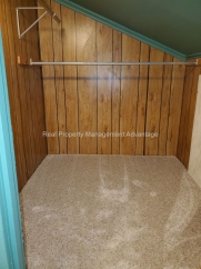 1 Bedroom Apartment, Private Entrance, Steps from Downtown Ferndale!
