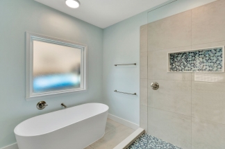 Enjoy the best of Mt Pleasant living in Charleston National