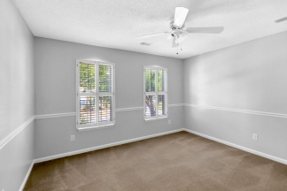 Enjoy the best of Mt Pleasant living in Charleston National