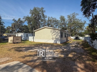 SPACIOUS 4 BEDROOM HOME WITH MODERN FEATURES AND FLEXIBLE OUTDOOR SPACE