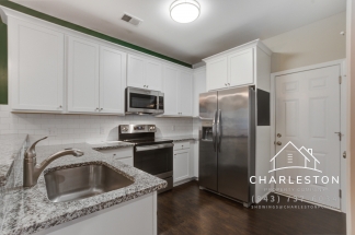 108 Pine Ct - Available Now!